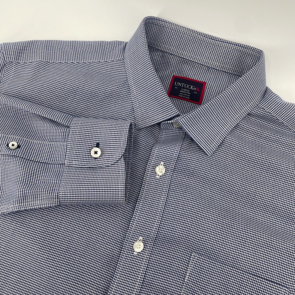 UNTUCKit Button Down Mens L Blue Houndstooth Wrinkle Free Cotton Long Sleeve